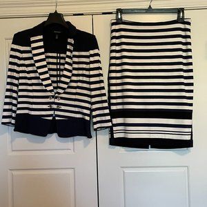 White House Black Market-Navy/White Jacket size 12